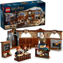 LEGO Harry Potter Κάστρο Χόγκουαρτς: μάθημα ξορκιών και γητειών