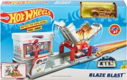 Hot Wheels Πυρκαγιά σε πρατήριο καυσίμων – φορητό σετ παιχνιδιού με όχημα διάσωσης