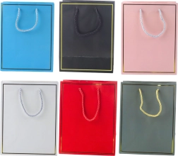 Δωροσακούλα με χρυσό πλαίσιο 23 × 18 × 10 cm