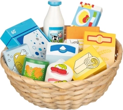 Ξύλινο καλάθι αγορών με τρόφιμα για παιδιά