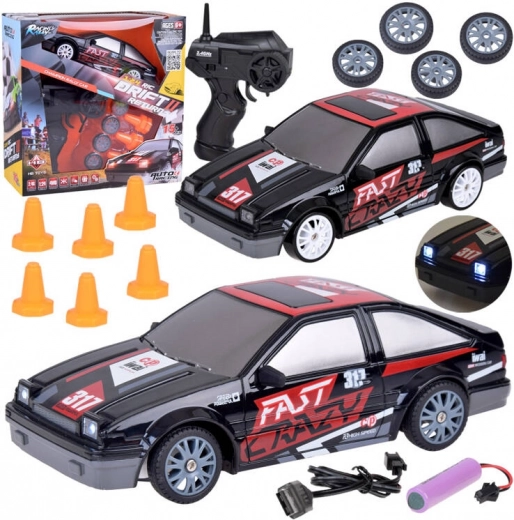 RC drift αυτοκίνητο με κώνους και ανταλλακτικούς τροχούς 1:24