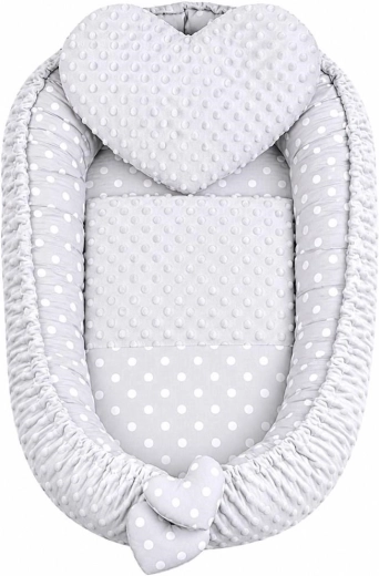 New Baby Πολυτελής διπλής όψης φωλίτσα για μωρό με μαξιλαράκι και παπλωματάκι Minky καρδούλα γκρι