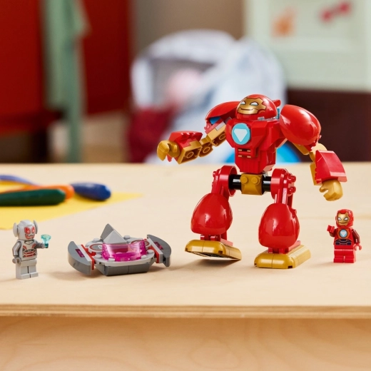 Ο Ultron και το ιπτάμενο όχημά του για συναρπαστικές μάχες