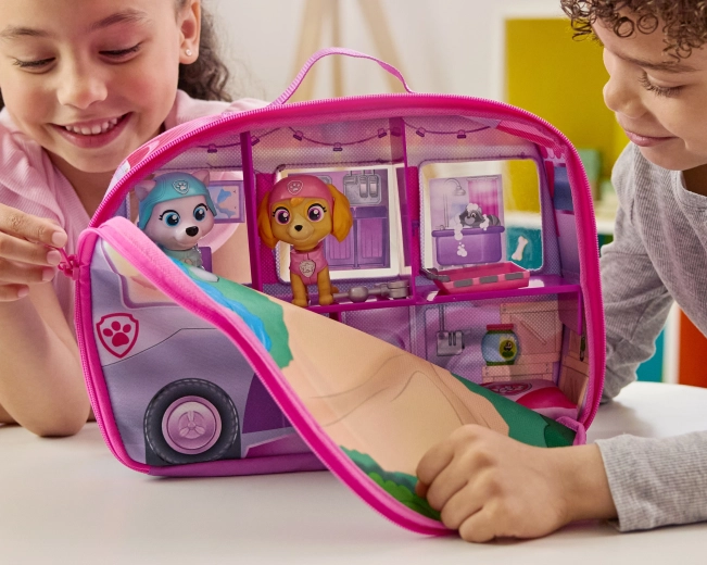 Φορητό τροχόσπιτο 2 σε 1: βαλιτσάκι και κόσμος παιχνιδιού