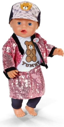 Εύκολο ντύσιμο και ρεαλιστικές λεπτομέρειες