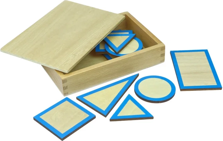 Moyo Montessori βάσεις για γεωμετρικά στερεά με κουτί