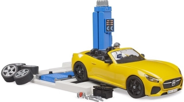 Λεπτομερές roadster και ρεαλιστικό παιχνίδι