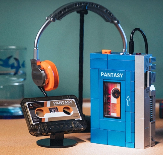 Εμβληματική ρετρό εμφάνιση σαν από τα 80s