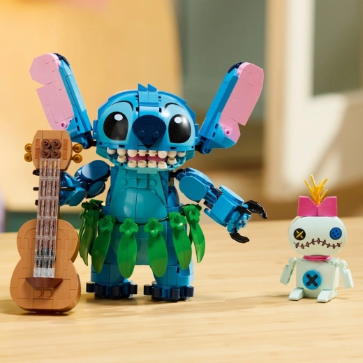 Ρυθμιζόμενος Stitch ως διακόσμηση δωματίου