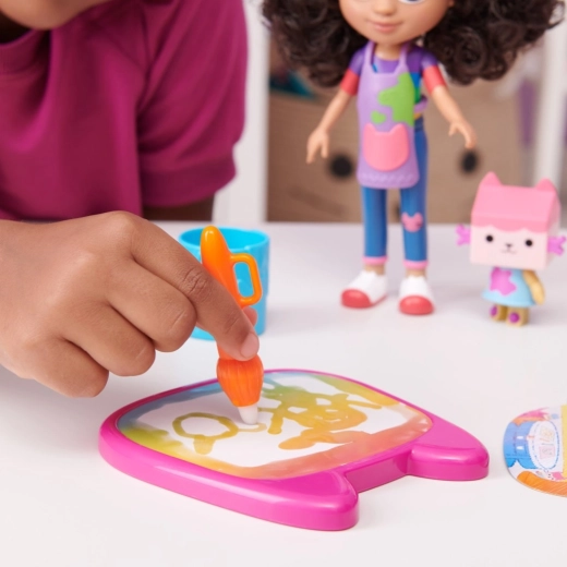 Μαγική ζωγραφική με νερό χωρίς ακαταστασία