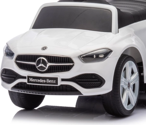 Ρεαλιστικές λεπτομέρειες στο στιλ MERCEDES