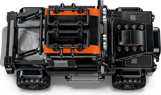Land Rover Defender γεμάτο εκτός δρόμου λεπτομέρειες