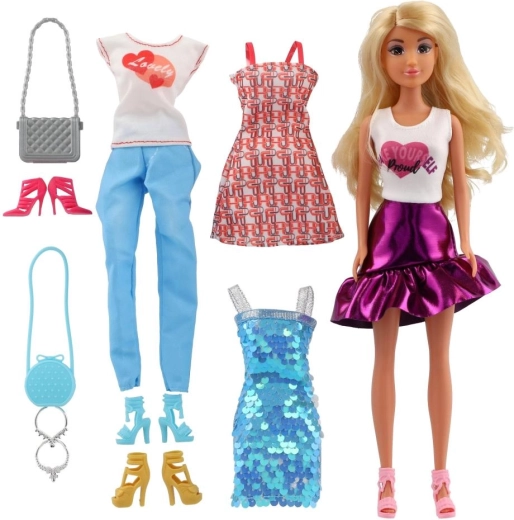 Πλούσιο σετ ρούχων και αξεσουάρ