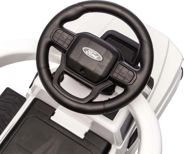 Ρεαλιστικές λεπτομέρειες Ford και τιμόνι με ήχους