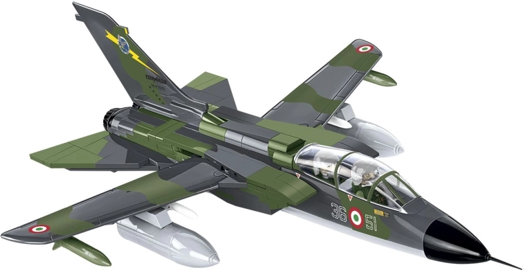 Λεπτομερές μοντέλο Tornado σε κλίμακα 1:48