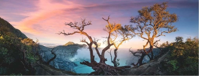 Πανοραμικό παζλ Θειούχα λίμνη στο όρος Ijen, Ιάβα 1000 κομμάτια RAVENSBURGER