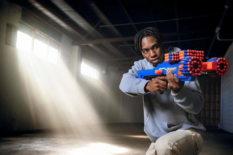 Εμβέλεια έως 27 μέτρα και βελάκια Air Pocket