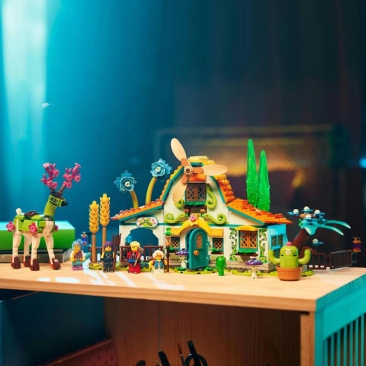 Λειτουργικός στάβλος γεμάτος λεπτομέρειες