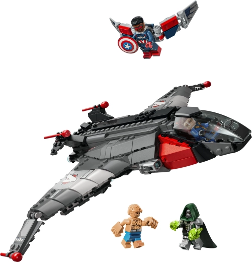 Quinjet δράσης με ανοιγόμενο εσωτερικό