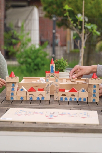 145 τεμάχια σε πρακτικό κουτί