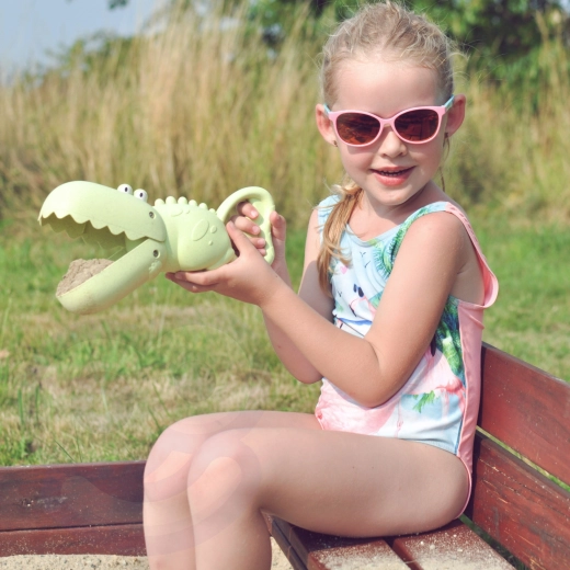 Διασκέδαση στην άμμο και στο νερό