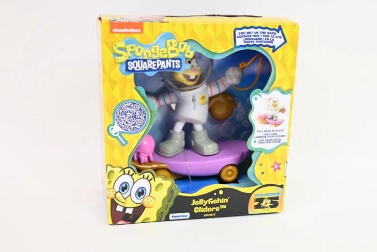 SpongeBob SquarePants φιγούρα Sandy σε σκέιτμπορντ Jellyfishin’ Gliders