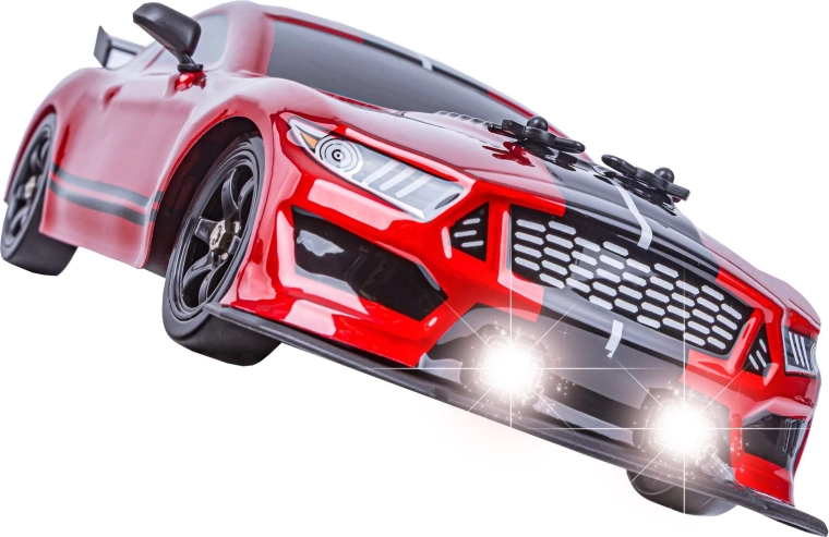 Φώτα LED και σπορ αμάξωμα σε στυλ Mustang