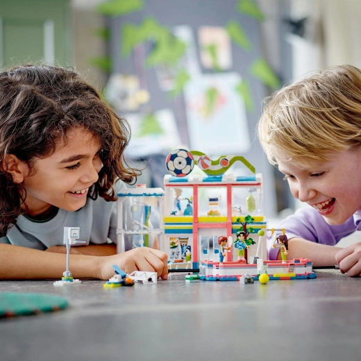 Κατασκευή με το LEGO Builder και ο κόσμος της Heartlake City