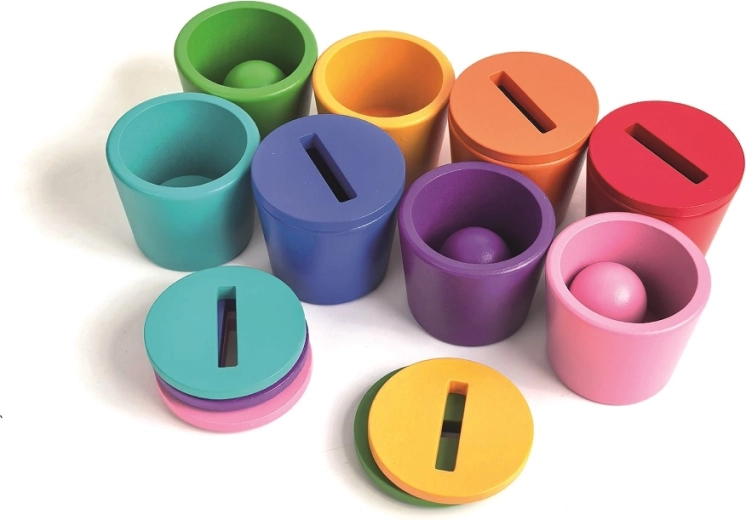 Κυπελλάκια με σχισμές για εισαγωγή κερμάτων