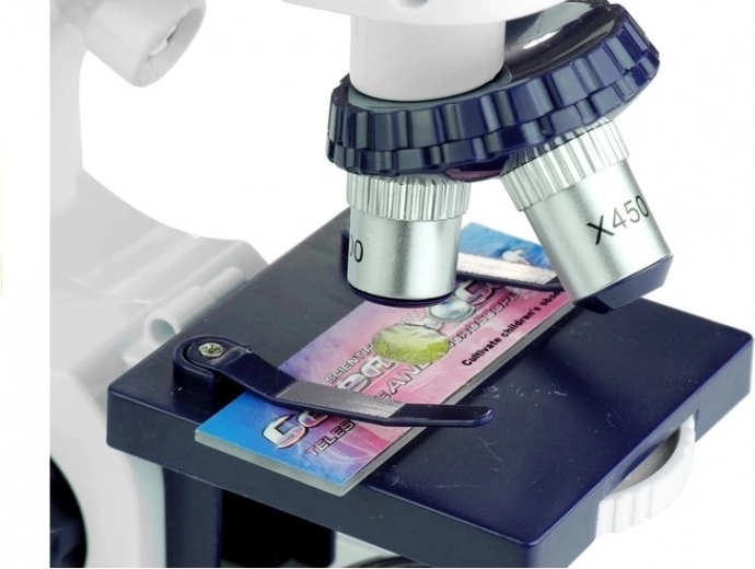 Τρία επίπεδα μεγέθυνσης: 80×, 200×, 450×