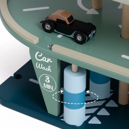 Πλυντήριο αυτοκινήτων και πρατήριο καυσίμων για ρεαλιστικό παιχνίδι