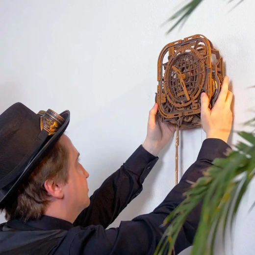 Έτοιμο για κρέμασμα στον τοίχο