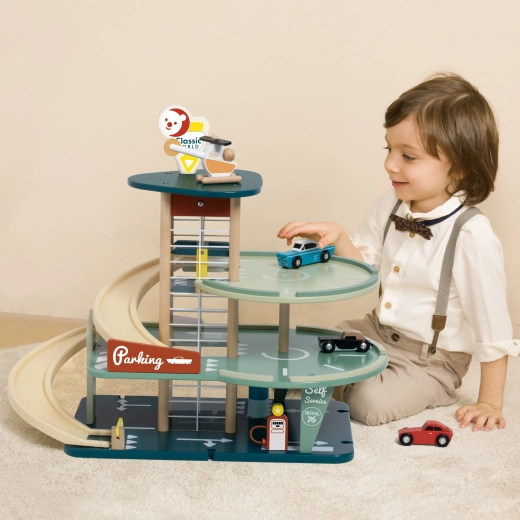 Τρία επίπεδα με ασανσέρ και ομαλές ράμπες