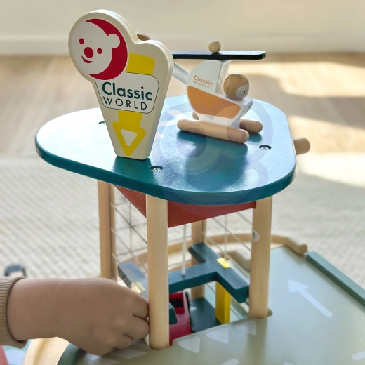 Ελικοδρόμιο και ελικόπτερο στη στέγη