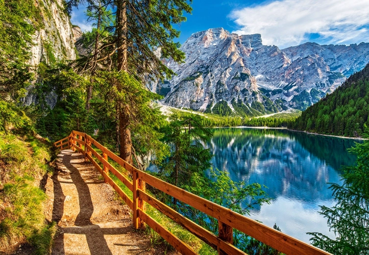 Παζλ 1000 τεμαχίων λίμνη Braies Ιταλία 68 × 47 cm Castorland