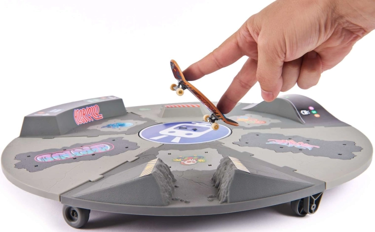 Περιστρεφόμενη skate αρένα 360°