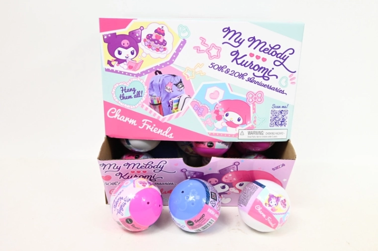 Μπάλα-έκπληξη Hello Kitty 65 mm Kuromi και My Melody