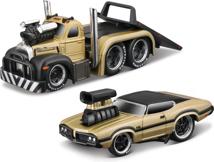 Maisto Muscle transports 1953 Mack B-61 flatbed με 1970 Oldsmobile 442 1:64