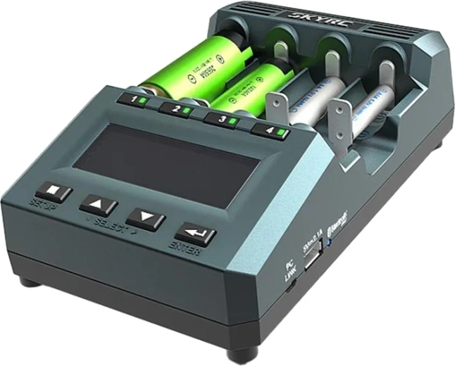 Φορτιστής SkyRC MC3000 για μπαταρίες AA και AAA