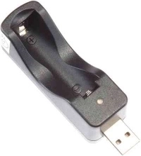 Φορτιστής USB για μπαταρίες 3,7 V 600 mAh για τηλεκατευθυνόμενα αυτοκίνητα CARRERA