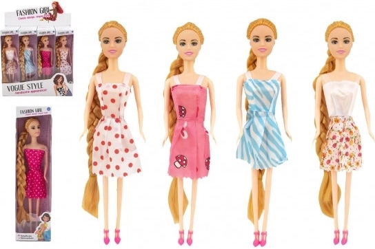 Κούκλα με μακριά κοτσίδα