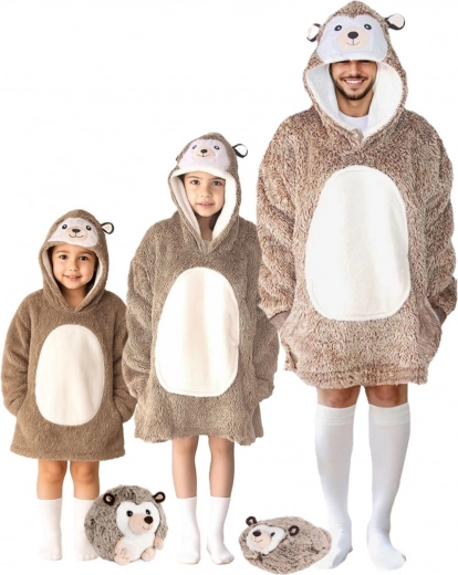 Ευρύχωρη κουκούλα και μεγάλη τσέπη