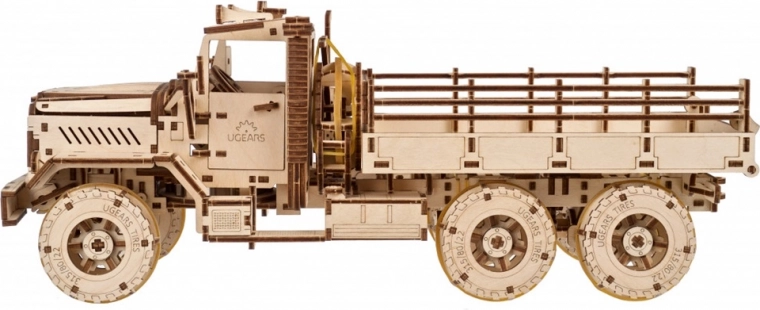 Ελαστικός κινητήρας και ρεαλιστική μηχανική 6x6