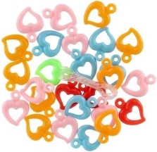 Δύο σχέδια: καρδούλες και γράμματα