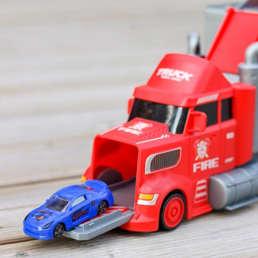 Μεταφορέας αυτοκινήτων με χώρο αποθήκευσης