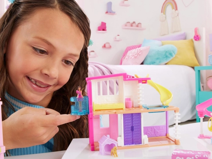 Διαδραστικό παιχνίδι με ασανσέρ και ανοιγόμενα στοιχεία