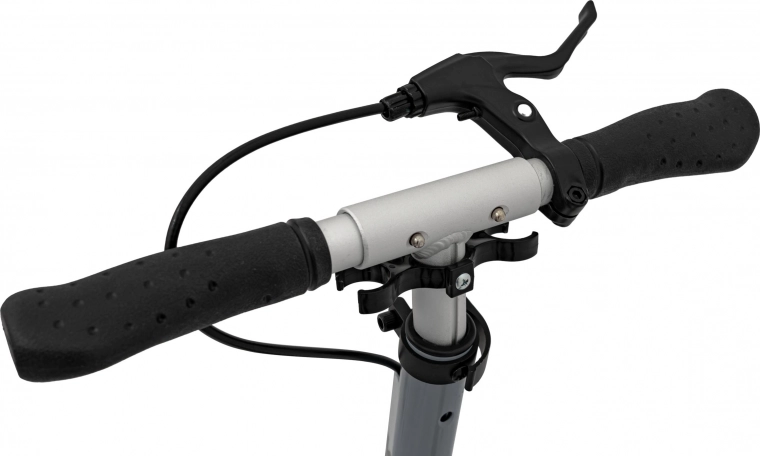 Ρυθμιζόμενο τιμόνι και άνετη λαβή