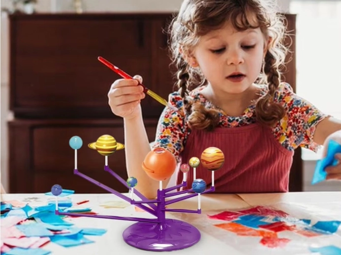 Χρώματα και πινέλο στο σετ