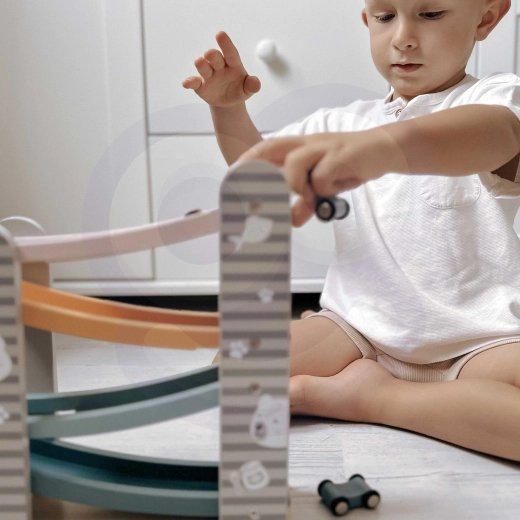 Ενθαρρύνει τη μάθηση