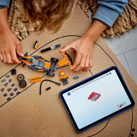 Διαδραστικό LEGO Builder